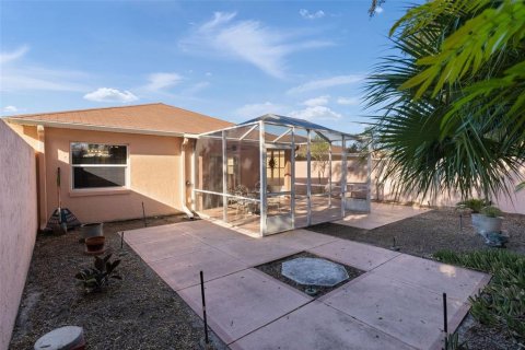 Casa en venta en The Villages, Florida, 2 dormitorios, 107.4 m2 № 2387673 - foto 26