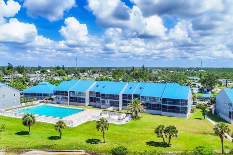 Condominio en venta en Port Charlotte, Florida, 1 dormitorio, 57.23 m2 № 1830076 - foto 30