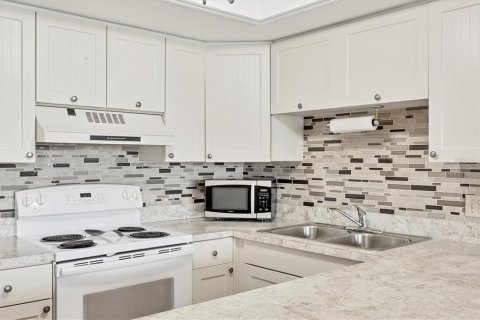 Condominio en venta en Port Charlotte, Florida, 1 dormitorio, 57.23 m2 № 1830076 - foto 14
