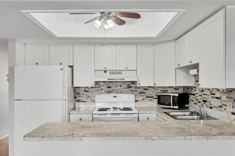 Condominio en venta en Port Charlotte, Florida, 1 dormitorio, 57.23 m2 № 1830076 - foto 13