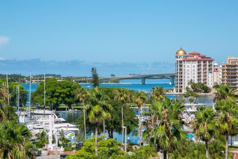 Villa ou maison à vendre à Sarasota, Floride: 5 chambres, 458.94 m2 № 2204876 - photo 16