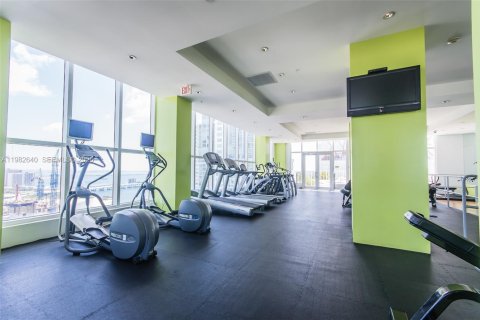 Condo in Miami, Florida, 1 bedroom  № 2052958 - photo 19