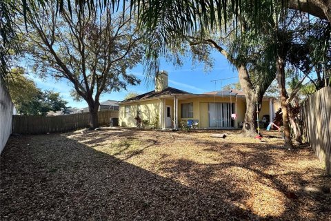 House in Tampa, Florida 4 bedrooms, 204.01 sq.m. № 1523609 - photo 18