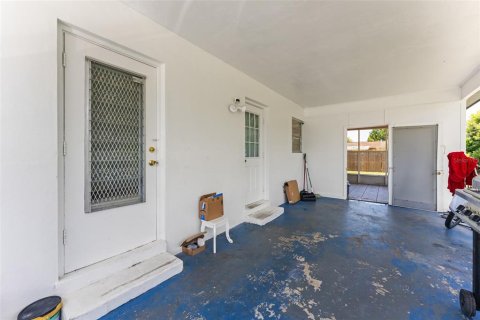 Villa ou maison à vendre à Deltona, Floride: 3 chambres, 111.3 m2 № 2149857 - photo 3