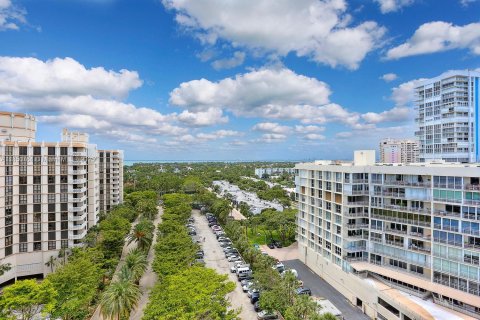 Condo in Key Biscayne, Florida, 2 bedrooms  № 1872418 - photo 1