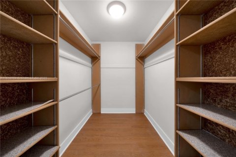 Condo in Key Biscayne, Florida, 2 bedrooms  № 1872418 - photo 18