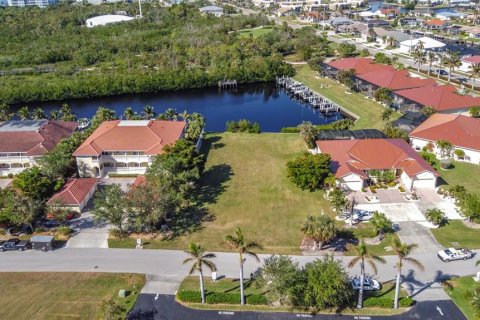 Terreno en venta en Punta Gorda, Florida № 1514941 - foto 6