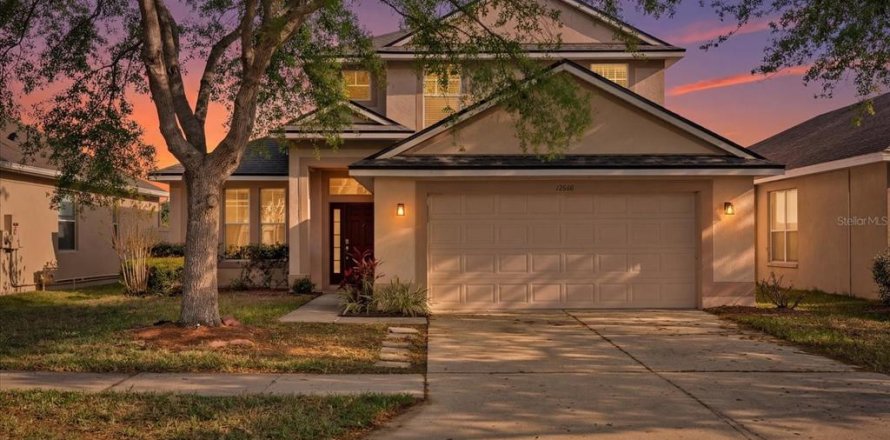 House in Riverview, Florida 4 bedrooms, 220.74 sq.m. № 2232441