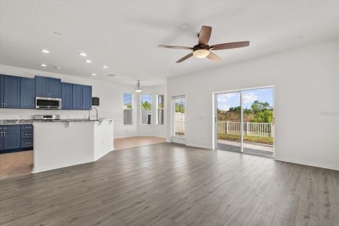 House in Riverview, Florida 4 bedrooms, 220.74 sq.m. № 2232441 - photo 17