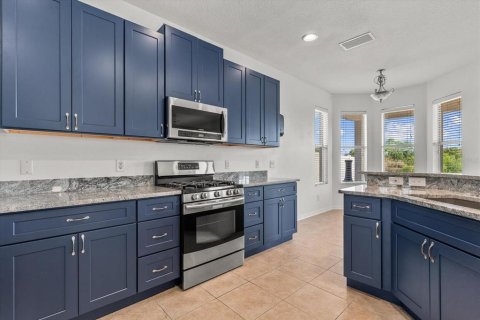 House in Riverview, Florida 4 bedrooms, 220.74 sq.m. № 2232441 - photo 11