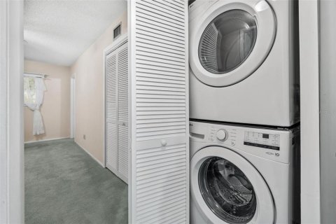 Купить кондоминиум в Клируотер, Флорида 6 комнат, 102.19м2, № 1903115 - фото 9
