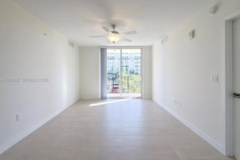 Apartment in Sweetwater, Florida 3 bedrooms, 479.75 sq.m. № 1982946 - photo 18