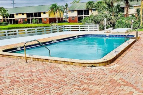Condominio en venta en Largo, Florida, 2 dormitorios, 116.59 m2 № 1556328 - foto 4