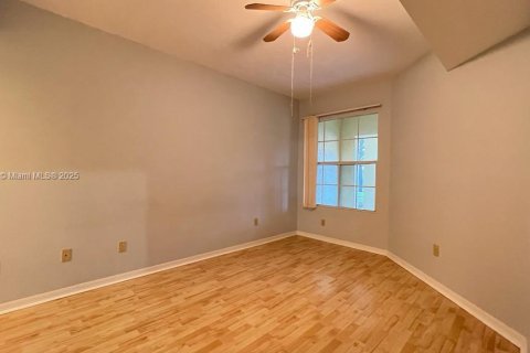 Снять в аренду кондоминиум в Порт-Сент-Луси, Флорида 1 спальня, 81.29м2, № 1962530 - фото 9