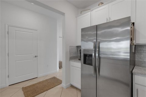Townhouse in Bradenton, Florida 3 bedrooms, 178.84 sq.m. № 2266829 - photo 10