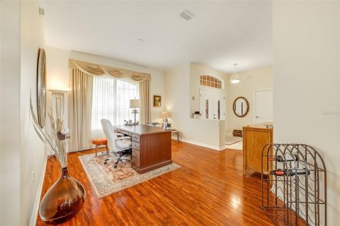 House in Palm Bay, Florida 4 bedrooms, 211.17 sq.m. № 2112453 - photo 6