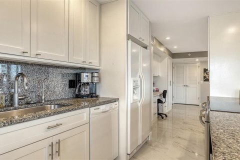 Condominio en venta en Sarasota, Florida, 2 dormitorios, 135.27 m2 № 1597196 - foto 30