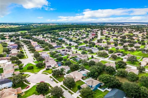 House in Clermont, Florida 5 bedrooms, 255.67 sq.m. № 2199622 - photo 6