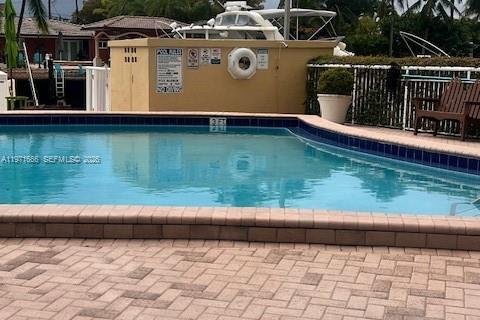 Купить кондоминиум в Норт-Майами, Флорида 1 спальня, 74.97м2, № 2055894 - фото 24