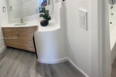 Купить кондоминиум в Норт-Майами, Флорида 1 спальня, 74.97м2, № 2055894 - фото 14