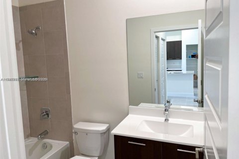Condominio en venta en Doral, Florida, 2 dormitorios, 89.56 m2 № 2089074 - foto 9