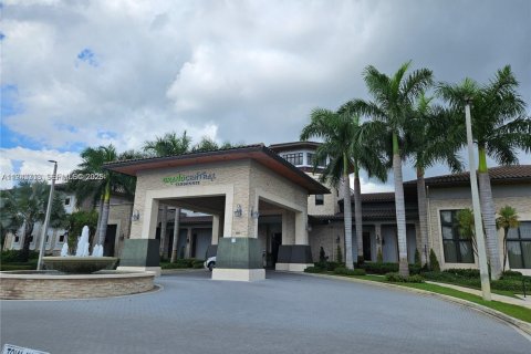 Condominio en venta en Doral, Florida, 2 dormitorios, 89.56 m2 № 2089074 - foto 16