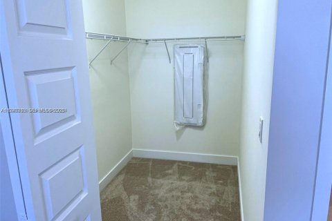 Condominio en venta en Doral, Florida, 2 dormitorios, 89.56 m2 № 2089074 - foto 13