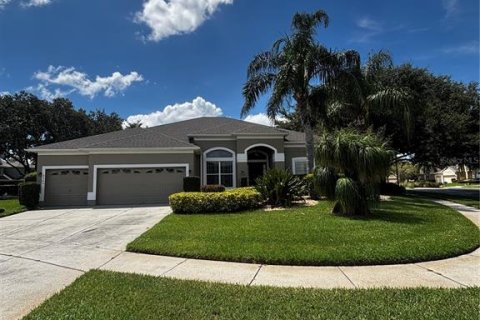 Casa en alquiler en Orlando, Florida, 4 dormitorios, 243.59 m2 № 1884115 - foto 1