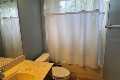 Casa en alquiler en Orlando, Florida, 4 dormitorios, 243.59 m2 № 1884115 - foto 21