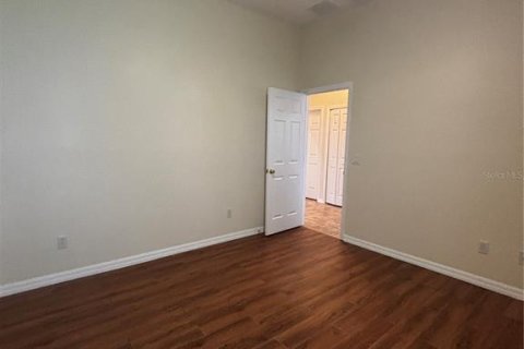 Casa en alquiler en Orlando, Florida, 4 dormitorios, 243.59 m2 № 1884115 - foto 23