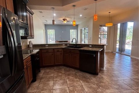 Casa en alquiler en Orlando, Florida, 4 dormitorios, 243.59 m2 № 1884115 - foto 7