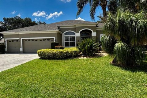 Casa en alquiler en Orlando, Florida, 4 dormitorios, 243.59 m2 № 1884115 - foto 2