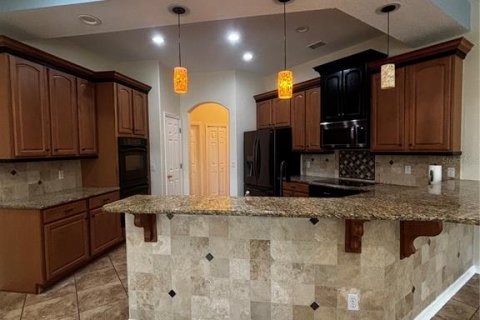 Casa en alquiler en Orlando, Florida, 4 dormitorios, 243.59 m2 № 1884115 - foto 13