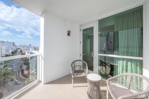 Condominio en venta en Miami Beach, Florida, 47.94 m2 № 1964838 - foto 23