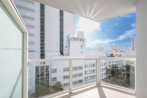 Condominio en venta en Miami Beach, Florida, 47.94 m2 № 1964838 - foto 22