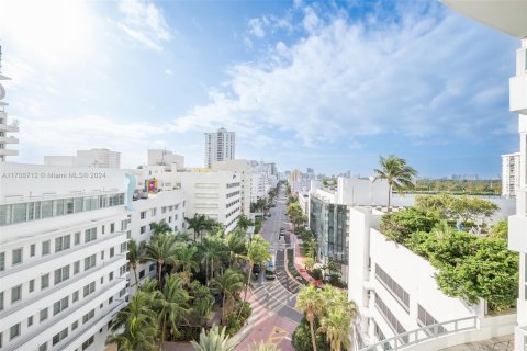 Condominio en venta en Miami Beach, Florida, 47.94 m2 № 1964838 - foto 20