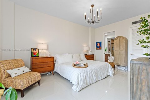 Condominio en venta en Aventura, Florida, 2 dormitorios, 107.49 m2 № 2168713 - foto 19
