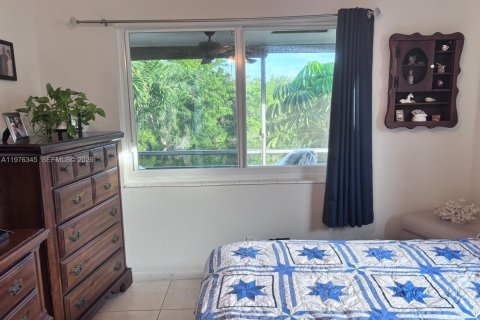 Купить кондоминиум в Уэст-Палм-Бич, Флорида 2 спальни, 74.14м2, № 2040903 - фото 14