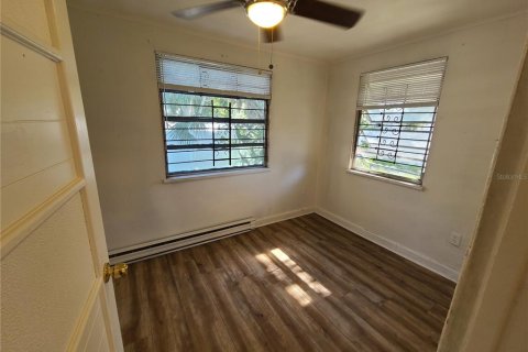 Villa ou maison à louer à Saint Petersburg, Floride: 2 chambres, 81.1 m2 № 2418930 - photo 22