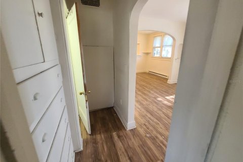 Villa ou maison à louer à Saint Petersburg, Floride: 2 chambres, 81.1 m2 № 2418930 - photo 14