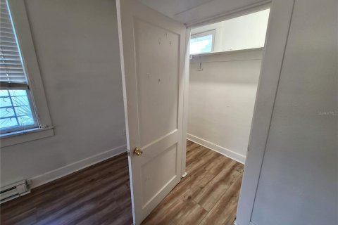 Villa ou maison à louer à Saint Petersburg, Floride: 2 chambres, 81.1 m2 № 2418930 - photo 11
