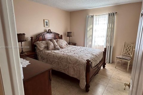 Condo in Fort Lauderdale, Florida, 2 bedrooms  № 2044402 - photo 11