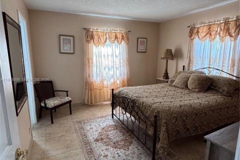 Condo in Fort Lauderdale, Florida, 2 bedrooms  № 2044402 - photo 13