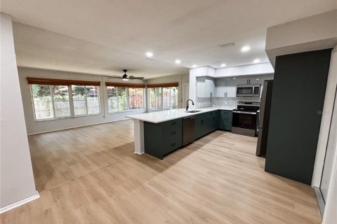 Casa en venta en Saint Petersburg, Florida, 4 dormitorios, 172.05 m2 № 1910230 - foto 20
