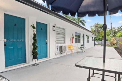 Villa ou maison à louer à Fort Lauderdale, Floride: 3 chambres, 241.36 m2 № 2074505 - photo 7