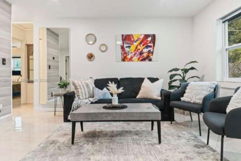 Villa ou maison à Fort Lauderdale, Floride 3 chambres, 241.36 m2 № 2074505