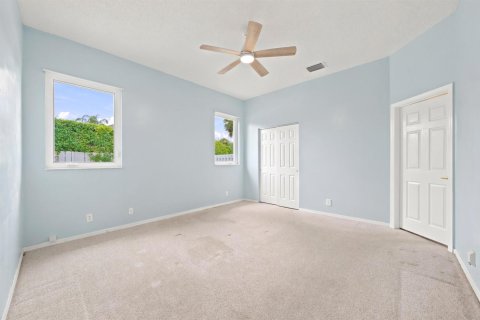 House in Weston, Florida 3 bedrooms, 146.41 sq.m. № 2245194 - photo 13