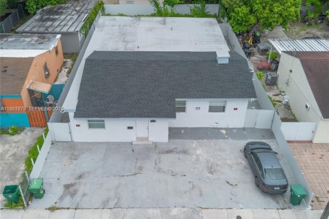 Купить виллу или дом в Майами, Флорида 4 спальни, 182.37м2, № 1990234 - фото 1