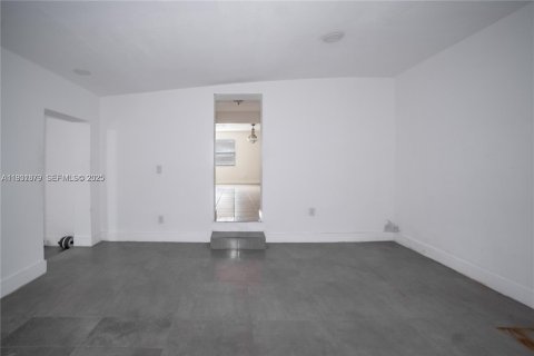 Купить виллу или дом в Майами, Флорида 4 спальни, 182.37м2, № 1990234 - фото 16