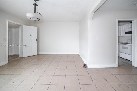 Купить виллу или дом в Майами, Флорида 4 спальни, 182.37м2, № 1990234 - фото 11